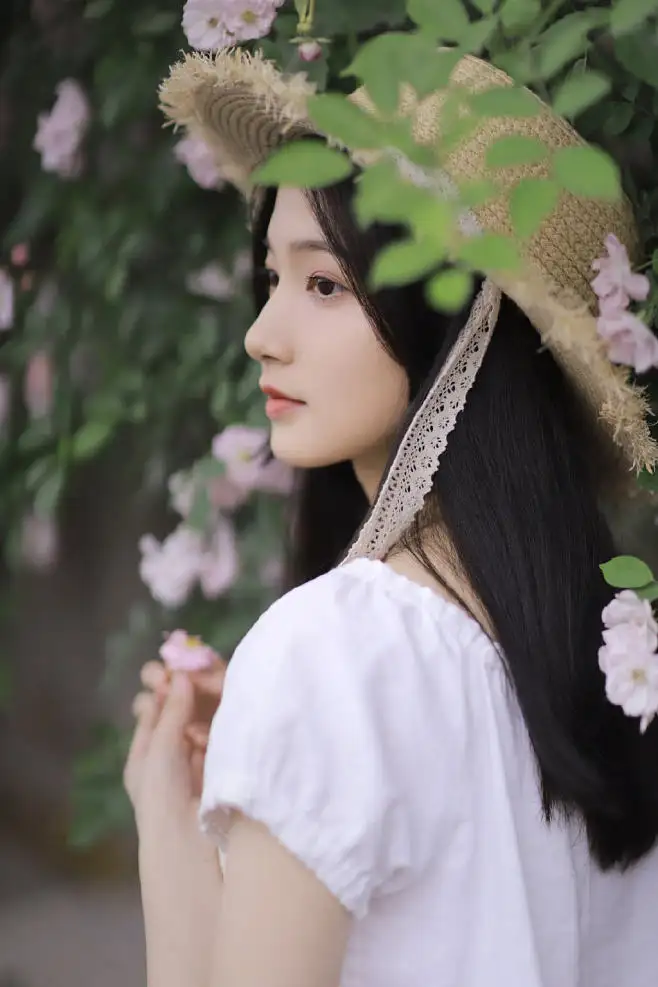 伊犁喀什私人伴游李菲儿