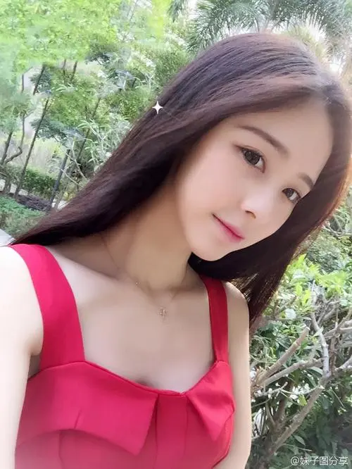 伊犁贵阳私人伴游童佳丽