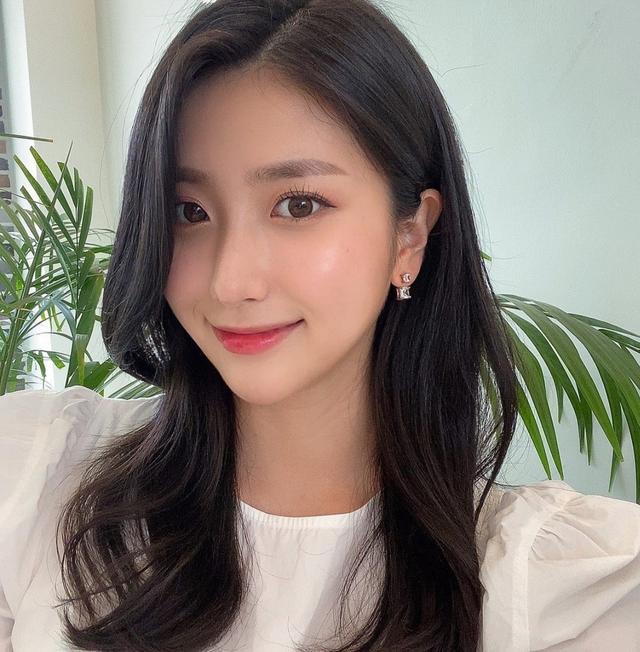 伊犁太原伴游小姐姐